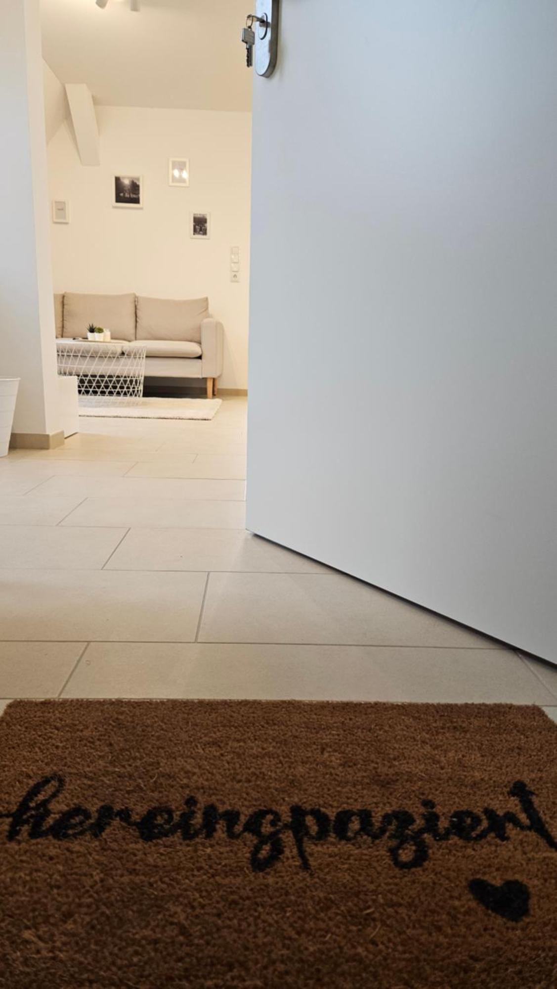 Ferienwohnung As 5 One & Two Bamberg - Modern In Ruhiger Lager Mit Balkon 哈尔施塔特 外观 照片