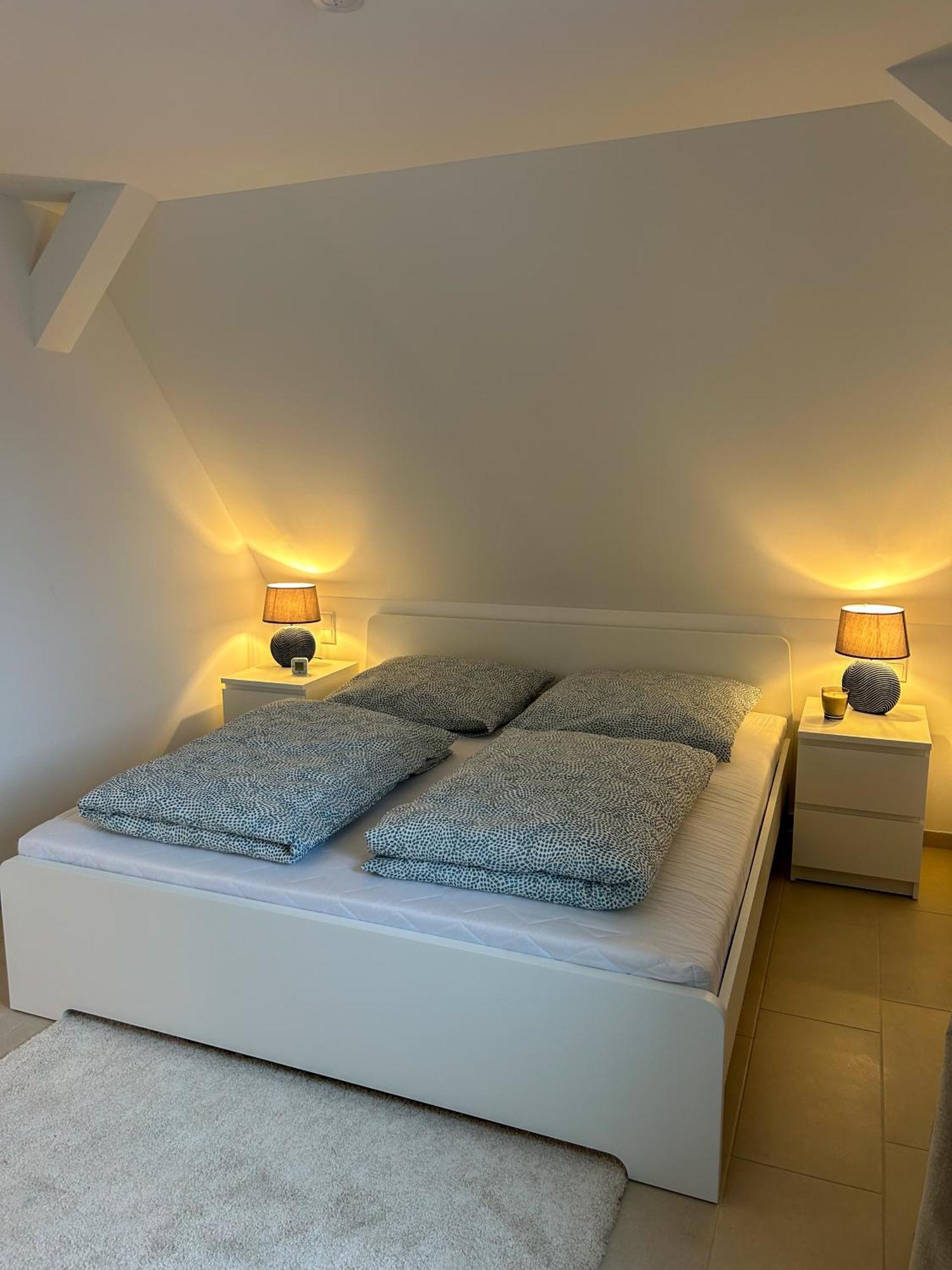 Ferienwohnung As 5 One & Two Bamberg - Modern In Ruhiger Lager Mit Balkon 哈尔施塔特 外观 照片